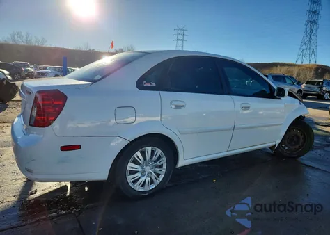 2005 Suzuki Forenza S z USA, uszkodzony, nr VIN KL5JD56Z95K082730